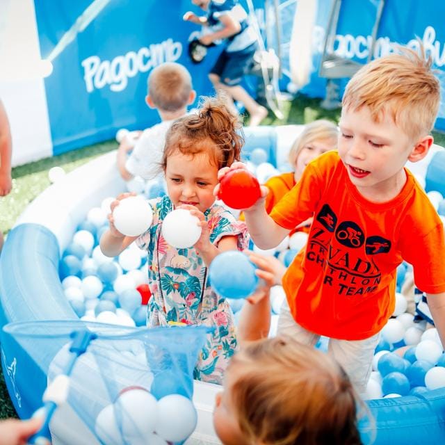 Kinder+Sport Joy of moving lands to Russia -2