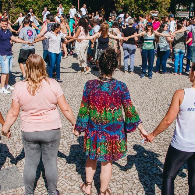 Let’s train! The Joy of Moving method in Brazil and UK -3