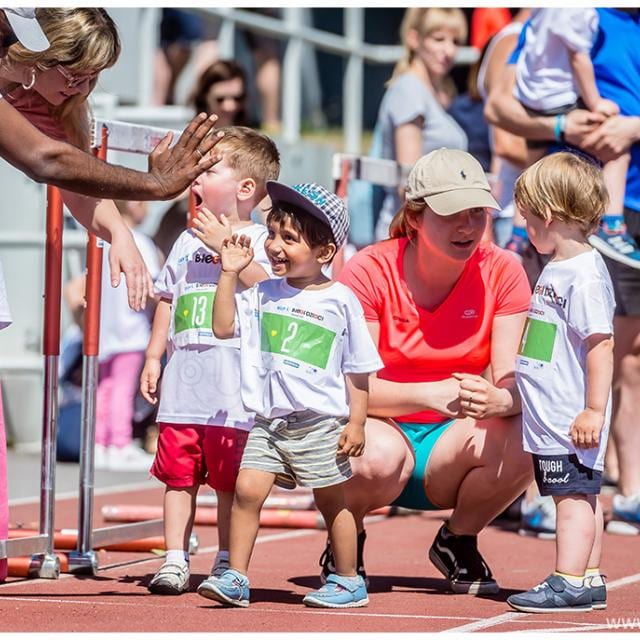 Poland - Kinder Joy of moving promotes Run for Fun - 01