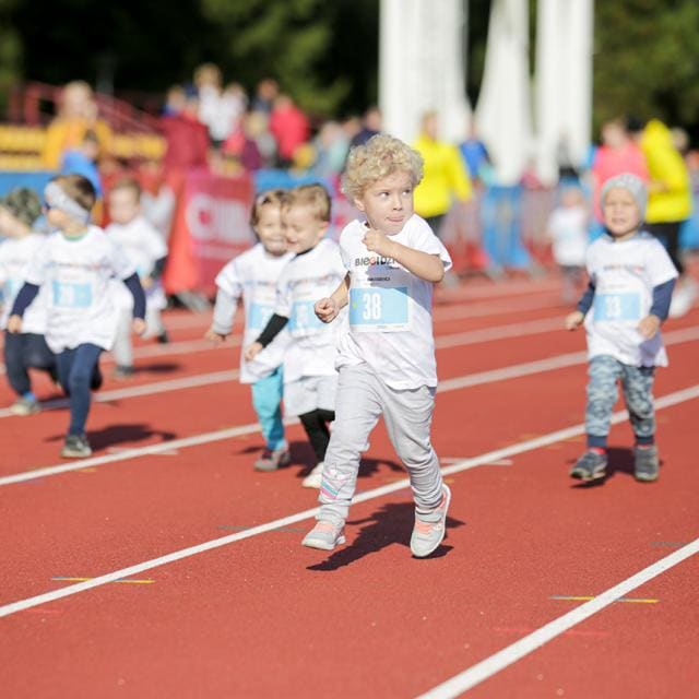 Poland - Kinder Joy of moving promotes Run for Fun - 06
