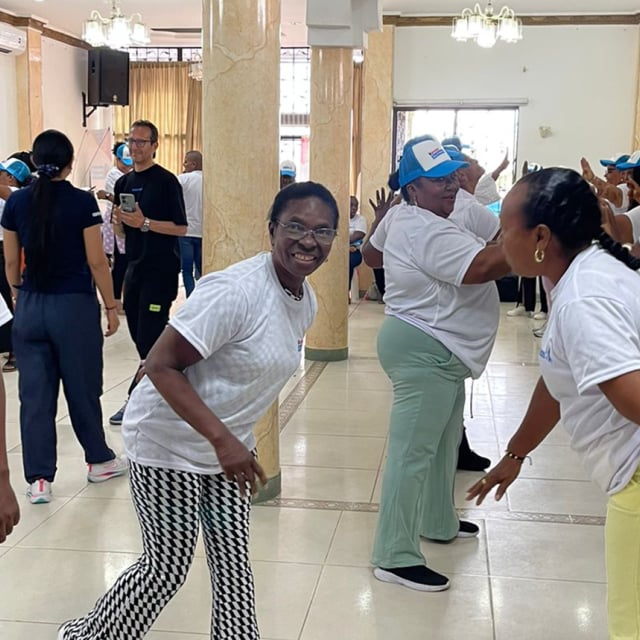 people dancing