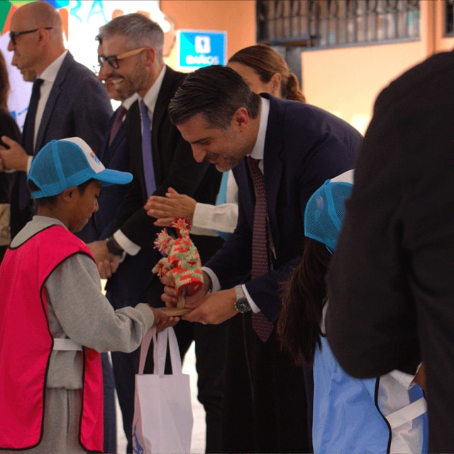 people during a kinder joy of moving event