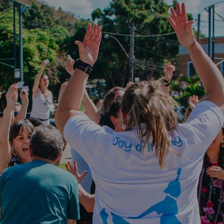 Let’s train! The Joy of Moving method in Brazil and UK